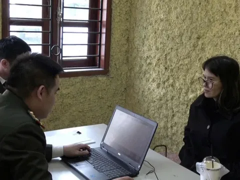 Bắt tạm giam Facebooker Hoàng Thị Hồng Thái vì hành vi chống phá Nhà nước