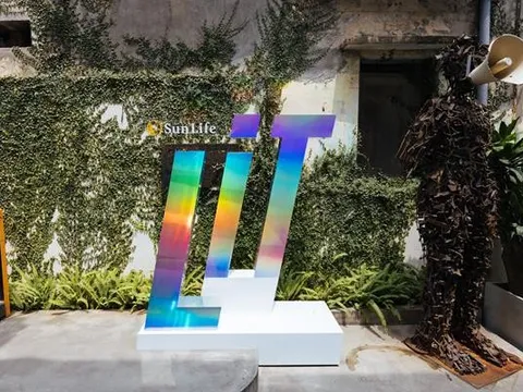 Triển lãm LIT - ‘Bật sáng’ cảm hứng sáng tạo bằng nghệ thuật giao thoa cùng công nghệ